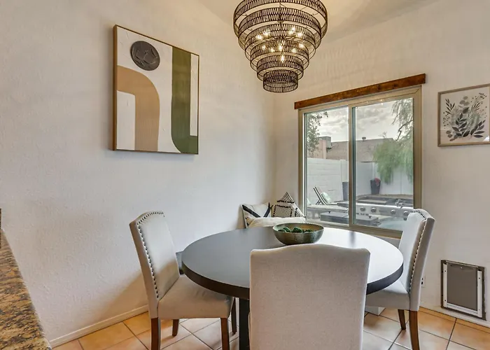 Seasonally Heated Pool: Family Home! * Phoenix