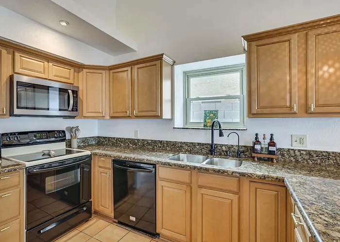 Seasonally Heated Pool: Family Home! Holiday home Phoenix