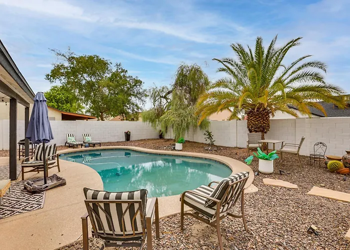 Seasonally Heated Pool: Family Home! *